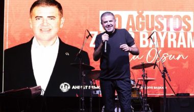 MEZİTLİ’DE 30 AĞUSTOS ZAFER BAYRAMI COŞKUYLA KUTLANDI