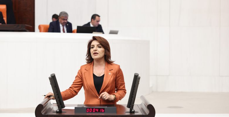 ZAFER HAVALİMANI: ZAFER Mİ ZARAR MI?