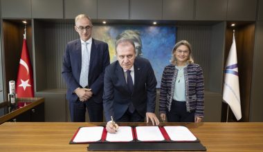 SEÇER: “84 MİLYON EURO’LUK BU PAKET ALTYAPI VE ARITMA SORUNLARININ ÖNEMLİ BİR KISMINI ORTADAN KALDIRACAK”