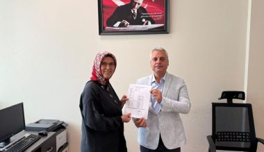 NAİL KAYA GÜVEN TAZELEDİ,MAZBATASINI ALDI