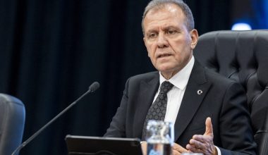 Seçer ‘DEM Partili seçmenin, AKP’nin adayını desteklemeyeceğini düşünüyorum’