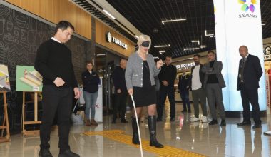 MERSİN BÜYÜKŞEHİR ‘GÖRME ENGELLİLER HAFTASI’ KAPSAMINDA EMPATİ PARKURU KURDU