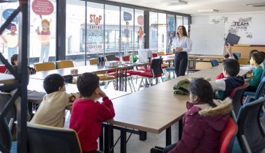 MERSİN BÜYÜKŞEHİR’DEN AKRAN ZORBALIĞINI ÖNLEME ATÖLYESİ