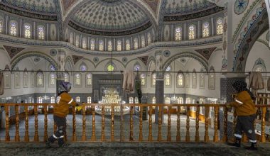 MEZİTLİ’DE CAMİLER RAMAZAN’A HAZIR