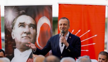 “Mersin’in her sokağında belediyelerimizin imzası var”