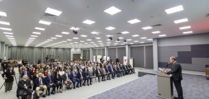 BAŞKAN SEÇER: “KIYI KENTLERİNİN GELECEĞİ, TÜRKİYE’NİN GELECEĞİNİN ÖNEMLİ BİR PARÇASIDIR”