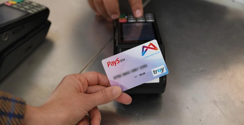 MERSİN BÜYÜKŞEHİR, HALK KART VE ÖĞRENİM YARDIMI TUTARLARINI HESAPLARA YATIRDI