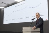 SEÇER “BİZ 50 YIL SU BEKLEYEN YERLERE SU GÖTÜRDÜK”