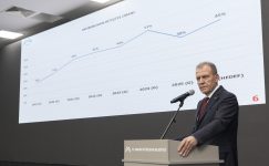 SEÇER “BİZ 50 YIL SU BEKLEYEN YERLERE SU GÖTÜRDÜK”