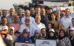SEÇER “MERSİN, HEM ULUSAL HEM ULUSLARARASI ARENADA TANINAN BİR ŞEHİR”