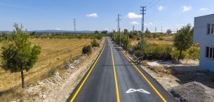 MERSİN BÜYÜKŞEHİR GÜLNAR’DA BİRÇOK MAHALLENİN ORTAK YOLU OLAN BULGARA CADDESİ’Nİ YENİLEDİ