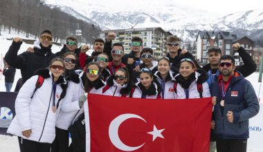 MERSİN BÜYÜKŞEHİR’İN SPOR KURSLARINDA KEŞFEDİLEN YETENEKLER PROFESYONELLİĞE GEÇİYOR