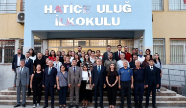 Mersin Valisi Atilla Toros, Hatice Uluğ İlkokulunu ziyaret etti.