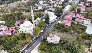 MERSİN BÜYÜKŞEHİR’İN YOL YAPIM EKİPLERİNDEN TOROSLAR’DA KAPSAMLI YOL ÇALIŞMASI