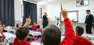 MERSİN VALİSİ ATİLLA TOROS, FATİH İLKOKULUNU ZİYARET ETTİ